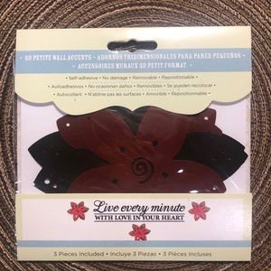 DCWV Wall Accents - Layered Flowers